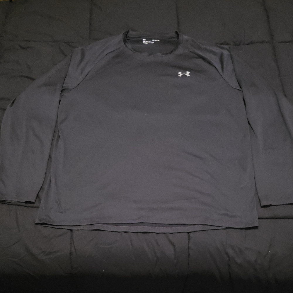 Under Armour Men's Dark Gray Long Sleeve Tee